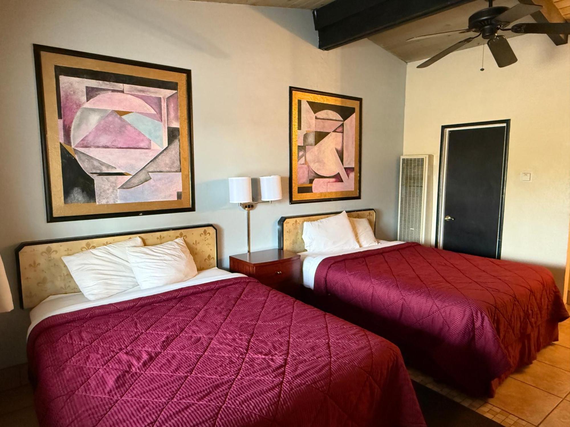 Cinderella Motel Hollister Ngoại thất bức ảnh