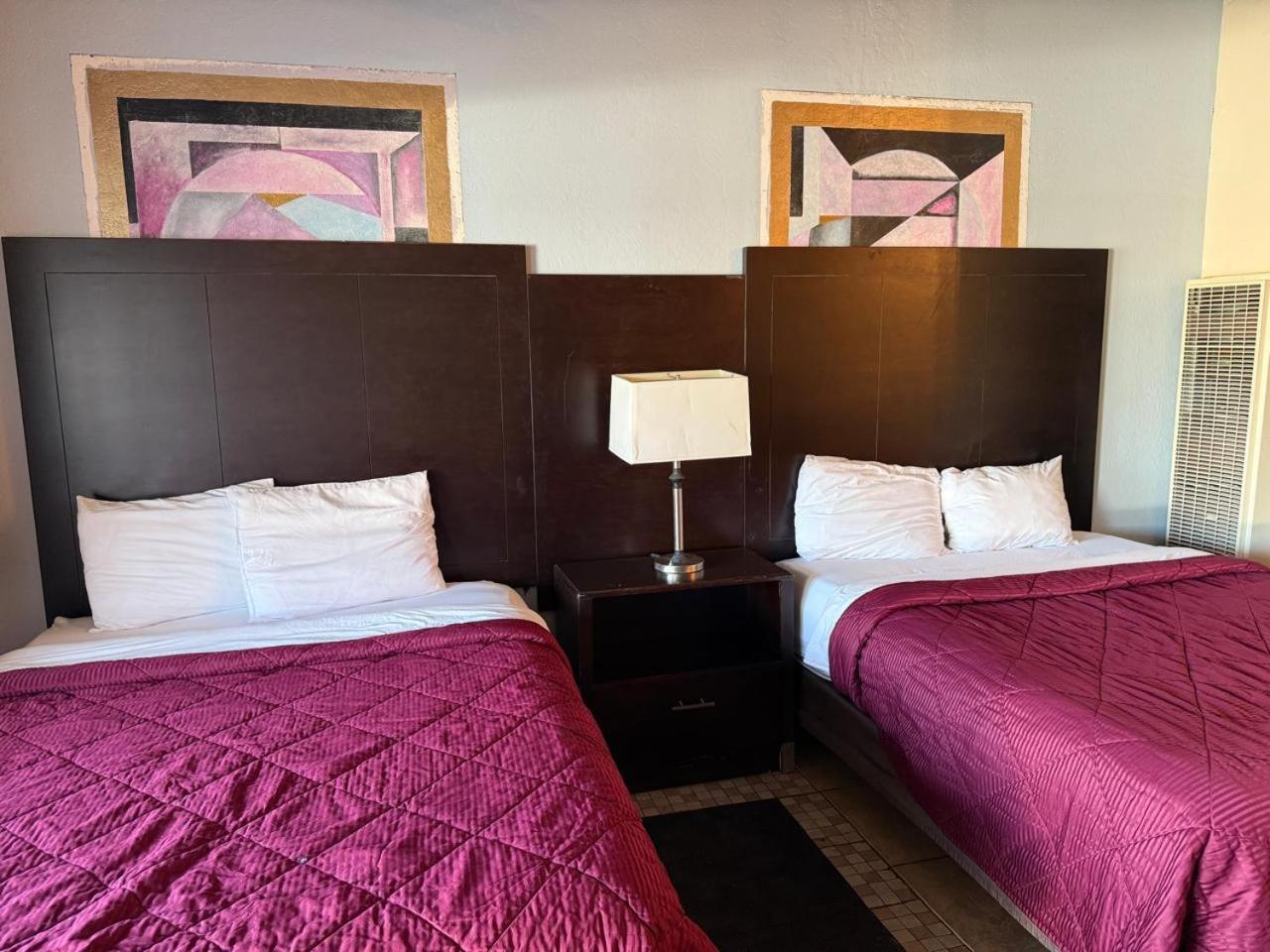 Cinderella Motel Hollister Ngoại thất bức ảnh